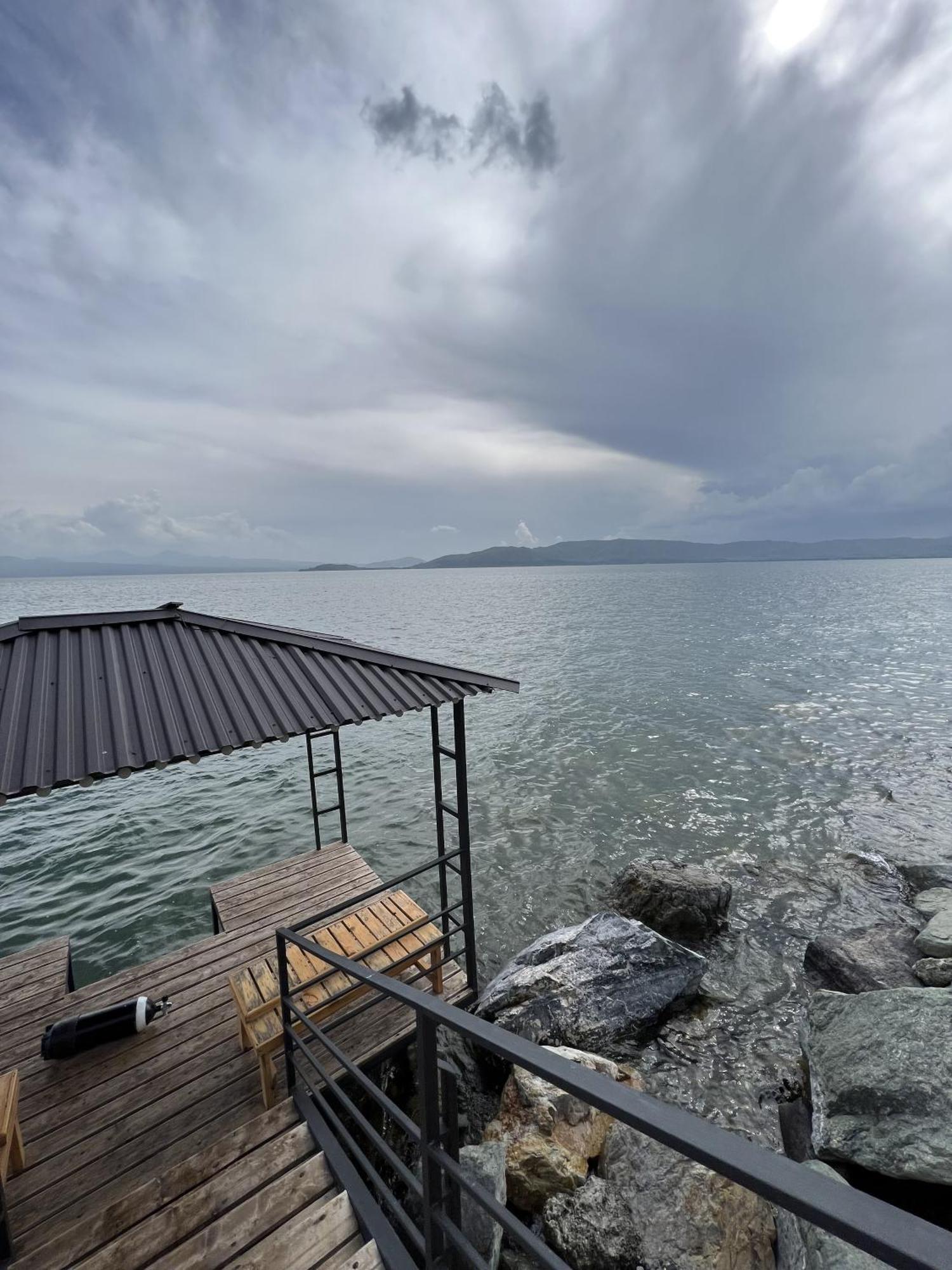 Altitude 1900 Dive Resort - Sevan Lake Chambarak Eksteriør bilde